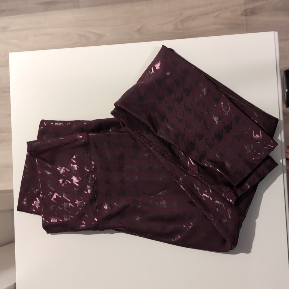 MOVING SALE! Peloton show up leggings